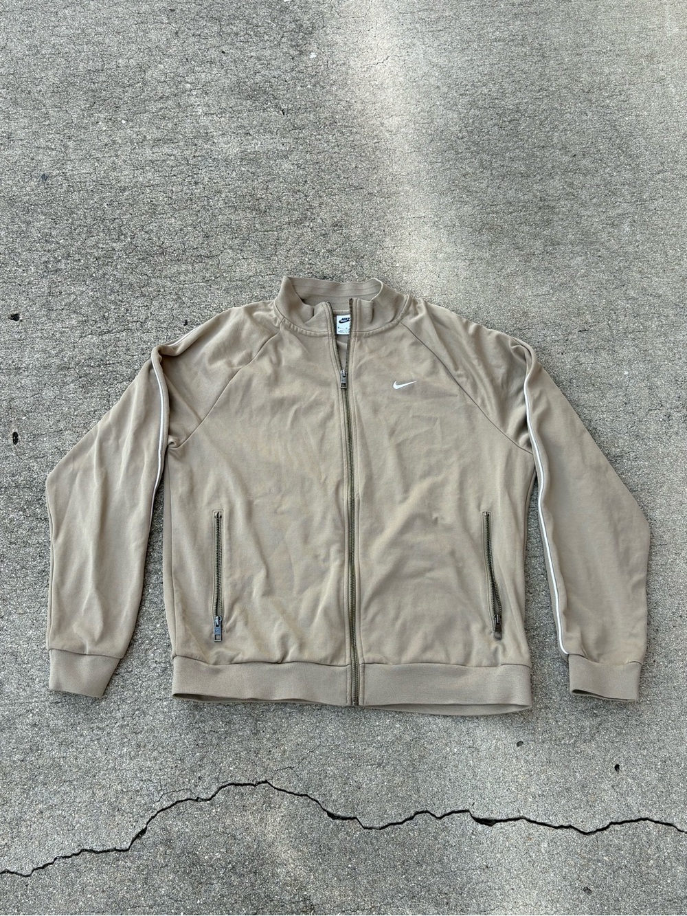 Medium Nike Club Full Zip Track Top Jacket  Like new condition